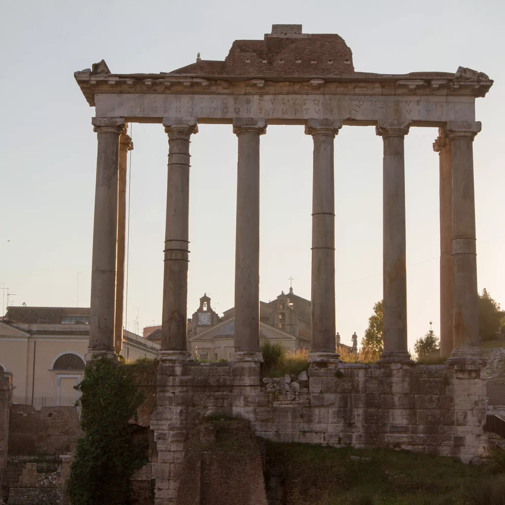 visiting the roman forum with the roma pass