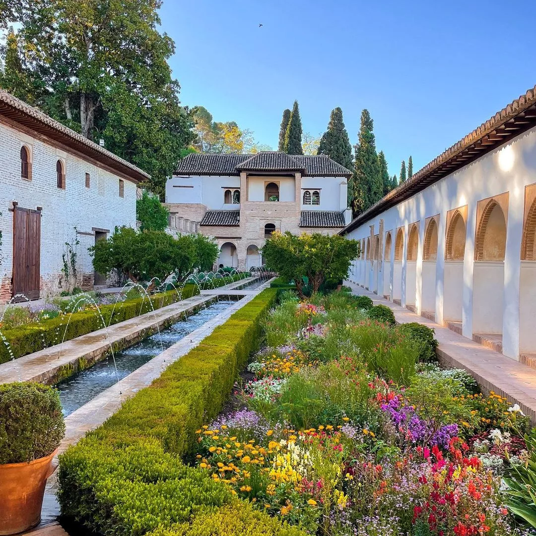 Day Trip to Granada – What to See in One Day (Itinerary and Guide)